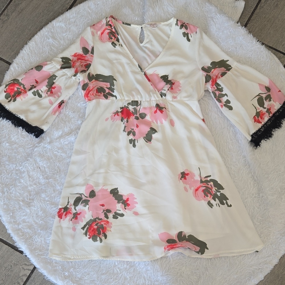 Candies Floral Bell Sleeve Mini Dress White Pink Lace Trim V-Neck - M‎